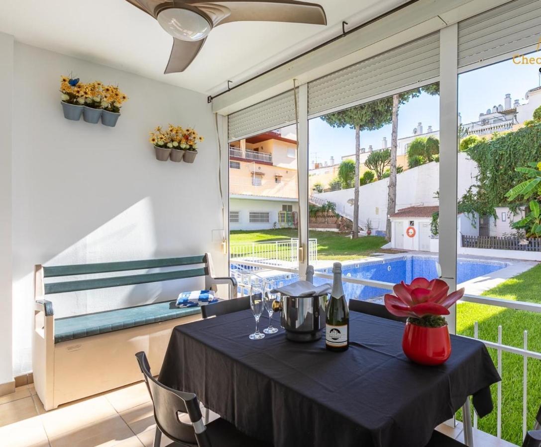 Apartamento El Oasis Vip-Torremolinos Kültér fotó